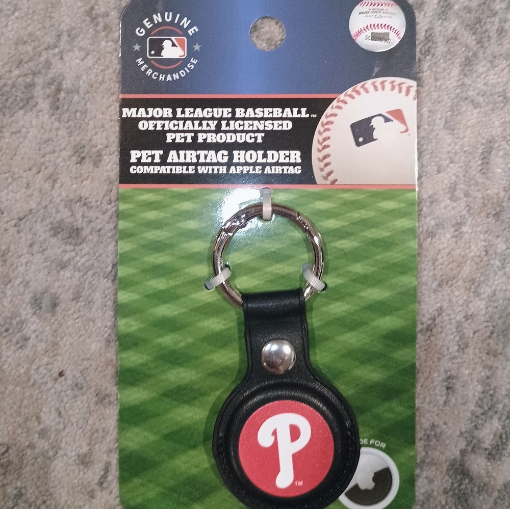 MLB Black Leather Pet Air Tag Holder